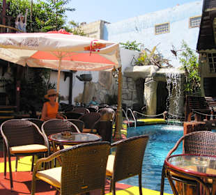 Blue Lagoon Pirate Bar