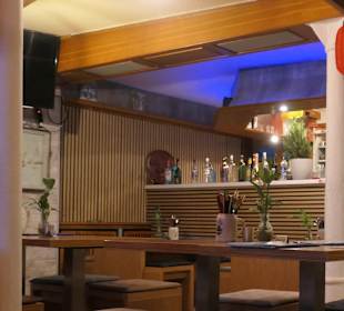 Abendessen im vietnamesischen Restaurant Lam Kinh