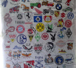 Apple-T-Shirt-Shop