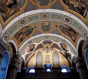 Decke und Orgel