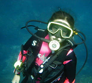 Happy Diving 