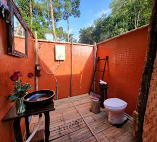 Badezimmerzelt bei der Luxussafari