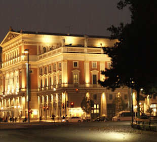 Musikverein in der abendlichen Robe