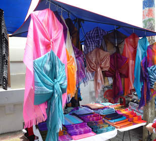 Samstag ist die ganze Stadt ein großer Markt