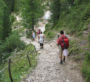 Wanderung in den Rosengarten