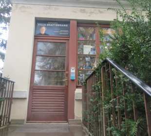 Eingang zur Villa Shatterhand