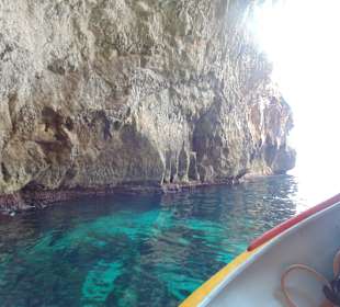 Jasknie Morskie Blue Grotto