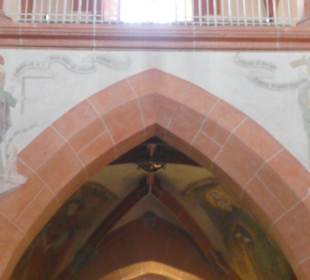 Am Marktplatz: die ev. Stiftskirche St. Goar