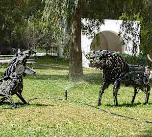 2 Hunde aus Altmetall