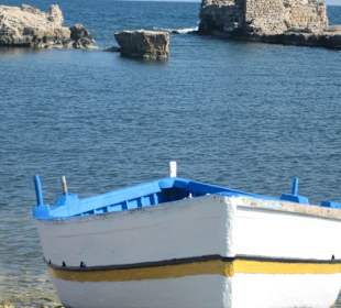 Fischerboot im alten Hafen