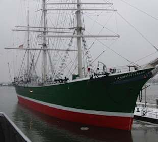 Rickmer Rickmers Schiff Hafen 2010