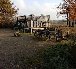 Sie Beobachtungsplattform mit Rastmöglichkeit