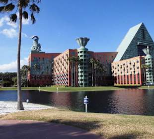 Dolphin Hotel in Walt Disney World(R) Orlando