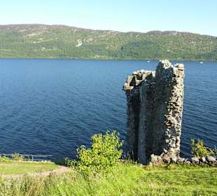 Außenaufnahme mit Loch Ness