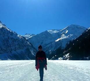 Zugefroren im Winter