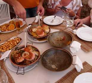 Der Tisch ist gedeckt