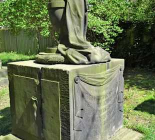 Impressionen vom Gartenfriedhof Hannover