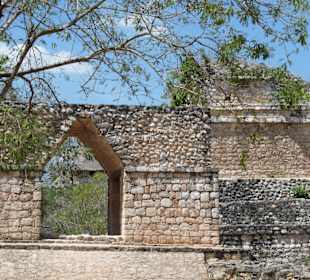 Gutes Beispiel eines "Maya-Bogen"