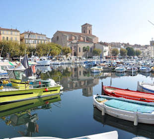 Notre-Dame-du-Port direkt am Hafenbecken