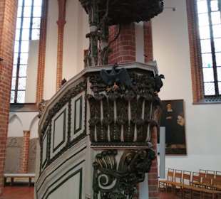 Besichtigung der St. Nikolai Kirche
