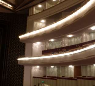 Im Teatr Wielki (Großer Saal)