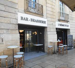 Le Chanoine