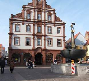 Die "Alte Münze" in der Maximilianstraße