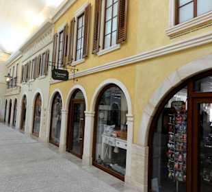 Sonntagsspaziergang durch das leere Mediterraneo