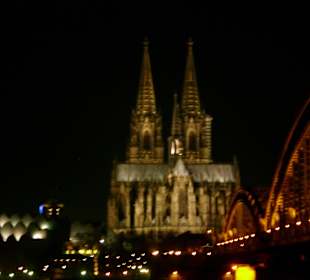 Köln bei Nacht, Blick zum Dom