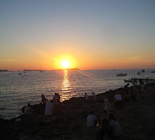 Sonnenuntergang in der Nähe vom Cafe Mambo