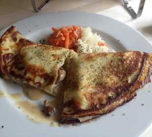 Palatschinken mit Pilzen