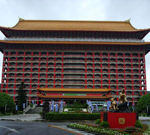 Grand Hotel Taipei