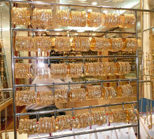 Beim Juwelier in Muskat