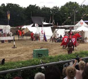 Jahrhundertmarkt und Ritterturney