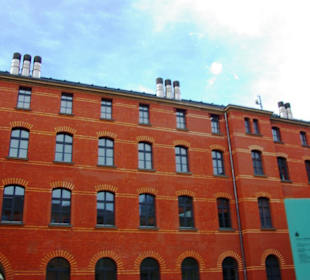 Durch die Niederburg