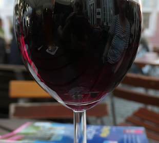 Auf ein Gute-Nacht-Getränk beim Domkeller