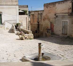 Höhlenwohnungen Wasserstelle in Sassi