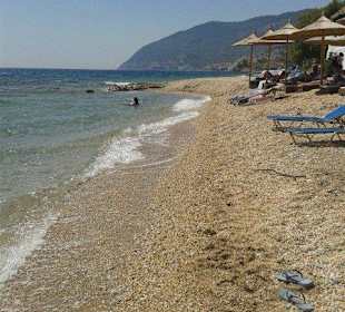 Agios Isidoros Strand