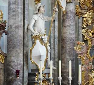Detail vom Hochaltar der Kirche St. Gangolf