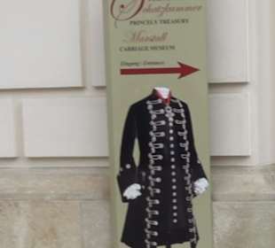 Fürstlicher Marstall