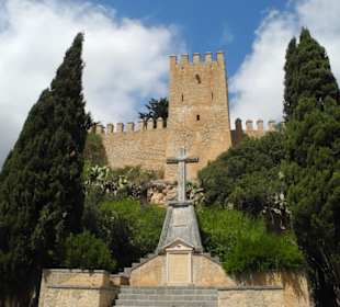 Das Kastell von unten gesehen