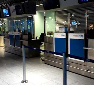 Flughafen Düsseldorf (DUS)
