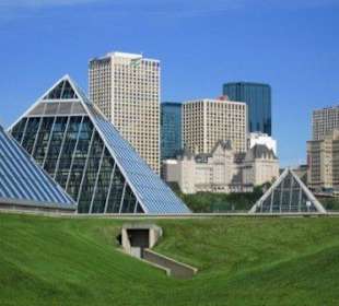 Pyramiden des Muttard Conservatory