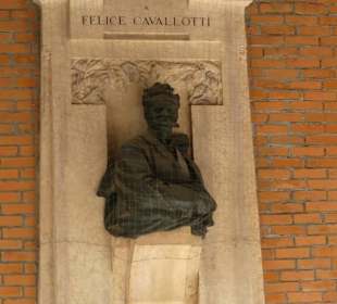 Büste von Felice Cavallotti