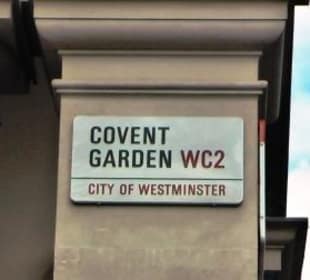 Straßenschild WC2 