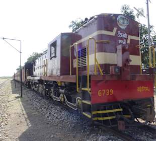 Alte Diesellok als Zuglok