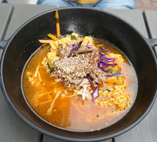 Beim koreanischem Rest. MANL zum Abendessen