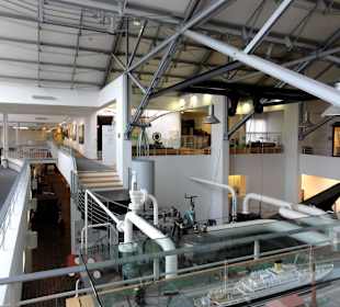 Szenen aus dem Werftalltag