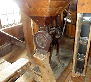 Rundgang durch die Mühle von Rönn