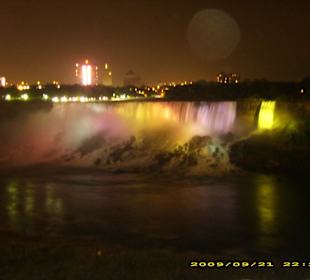 Niagara Falls by Night